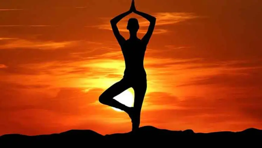 योग म्हणजे काय? – संपूर्ण माहिती