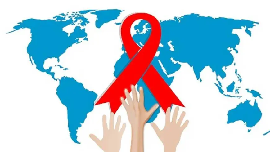 एचआयव्ही (HIV) लक्षणे: प्रारंभिक टप्प्यापासून गंभीर टप्प्यापर्यंत – संपूर्ण माहिती